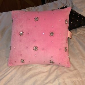 Juicy Couture starburst trow pillow .